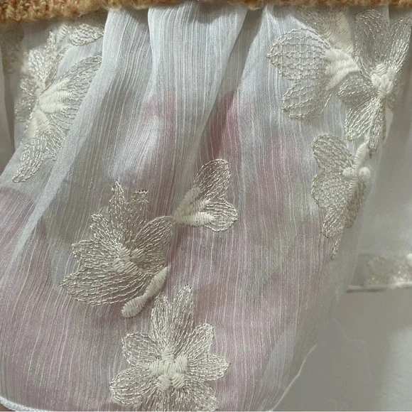 Anthropologie Layered Sweater Vest Blouse Tan White Sheer Floral Women's Medium - Picture 7 of 16